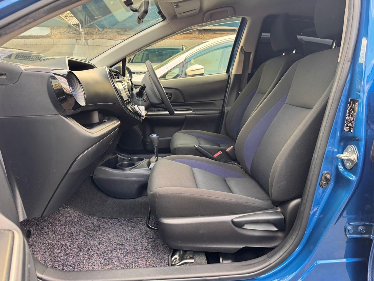Grand Showroom Kenya-937862