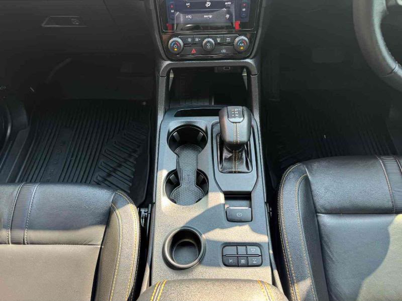 Grand Showroom Kenya-029487