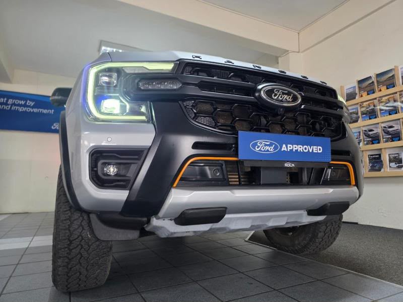 Grand Showroom Kenya-099298
