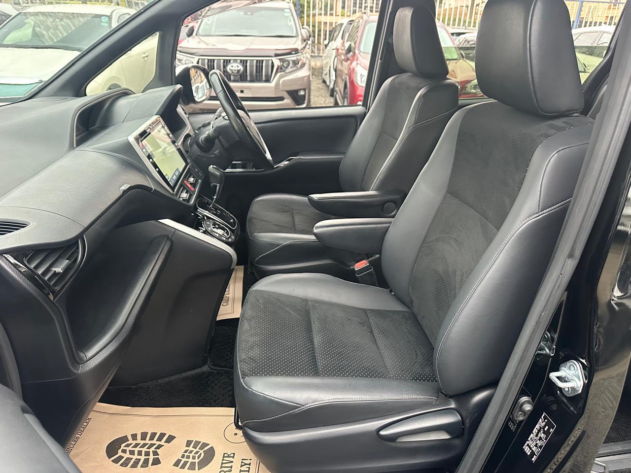 Grand Showroom Kenya-100832