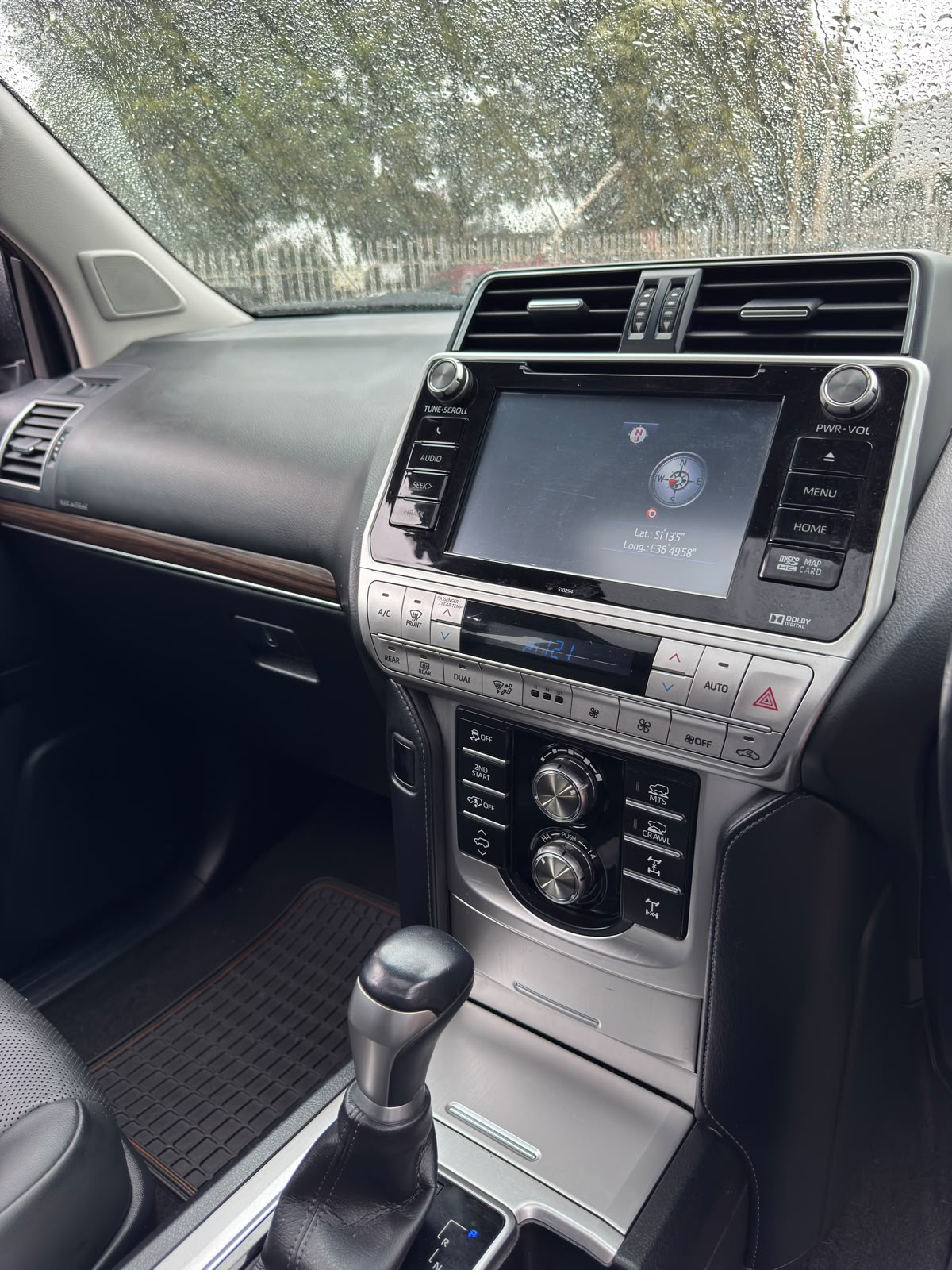 Grand Showroom Kenya-916294
